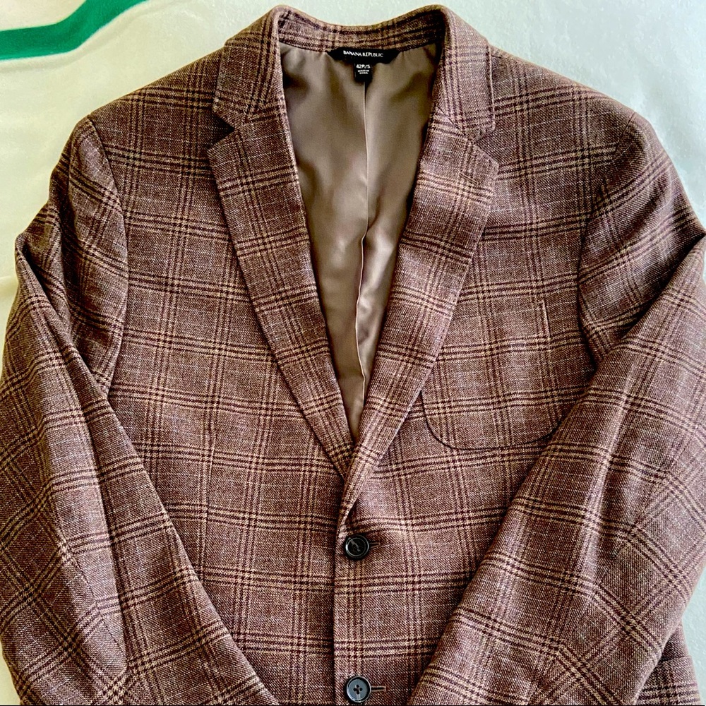 Banana Republic 2 button suit jacket